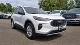 Thumbnail of 2025 Oxford White Ford Escape