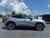 Thumbnail of 2025 Sterling Gray Metallic Chevrolet Trax