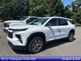 Photo of 2025 Summit White Chevrolet Traverse