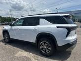 Thumbnail of 2025 Summit White Chevrolet Traverse