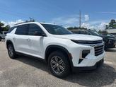 Thumbnail of 2025 Summit White Chevrolet Traverse