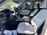Thumbnail of 2021 White Ford Explorer