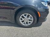 Thumbnail of 2022 Brilliant Black Crystal Pearlcoat Chrysler Pacifica