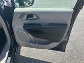 Thumbnail of 2022 Brilliant Black Crystal Pearlcoat Chrysler Pacifica