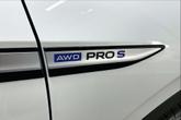 Thumbnail of 2025 opal white pearl Volkswagen ID.4