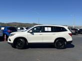 Thumbnail of 2018 White Diamond Pearl Honda Pilot