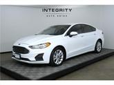 Photo of 2020 White Ford Fusion