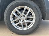 Thumbnail of 2023 Bright White Clearcoat Jeep Grand Cherokee L