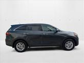 Thumbnail of 2020 Gravity Grey Kia Sorento