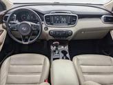 Thumbnail of 2018 Snow White Pearl Kia Sorento