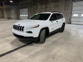 Thumbnail of 2018 Bright White Clearcoat Jeep Cherokee