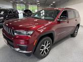 Thumbnail of 2025 Velvet Red Pearl-Coat Exterior Paint Jeep Grand Cherokee