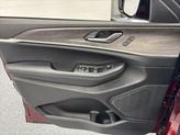 Thumbnail of 2025 Velvet Red Pearl-Coat Exterior Paint Jeep Grand Cherokee