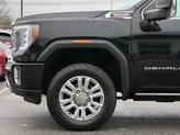 Thumbnail of 2021 Onyx Black GMC Sierra 2500
