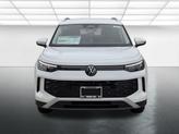 Thumbnail of 2025 Pure White Volkswagen Tiguan