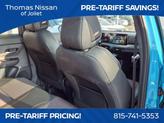 Thumbnail of 2025 2t Ice Blk Roof Nissan Kicks