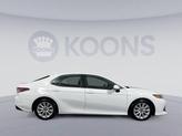 Thumbnail of 2019 Super White Toyota Camry