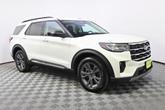 Thumbnail of 2025 White Metallic Ford Explorer