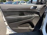 Thumbnail of 2018 White Jeep Grand Cherokee