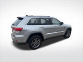 Thumbnail of 2020 Billet Silver Metallic Clearcoat Jeep Grand Cherokee