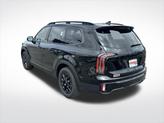 Thumbnail of 2025 Ebony Black Kia Telluride