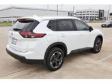 Thumbnail of 2025 Everest White P Nissan Rogue
