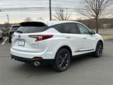 Thumbnail of 2025 Platinum White Pearl Acura RDX