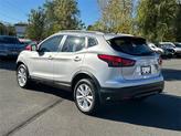 Thumbnail of 2018 Brilliant Silver Nissan Rogue Sport