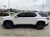 Thumbnail of 2021 Iridescent Pearl Tricoat Chevrolet Traverse