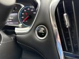 Thumbnail of 2021 Iridescent Pearl Tricoat Chevrolet Traverse