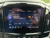 Thumbnail of 2021 Iridescent Pearl Tricoat Chevrolet Traverse
