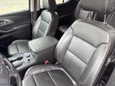 Thumbnail of 2021 Iridescent Pearl Tricoat Chevrolet Traverse