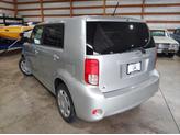 Thumbnail of 2012 Classic Silver Metallic Scion xB