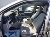 Thumbnail of 2016 Silver Sky Metallic Toyota Highlander