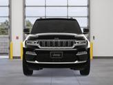 Thumbnail of 2025 Diamond Black Jeep Grand Cherokee
