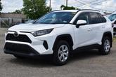 Photo of 2019 Super White Toyota RAV4