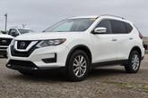 Photo of 2019 Glacier White Nissan Rogue