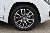 Thumbnail of 2024 Summit White GMC Terrain