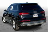 Thumbnail of 2022 Mythos Black Metallic Audi Q7