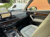 Thumbnail of 2018 Manhattan Gray Metallic Audi Q5