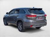 Thumbnail of 2018 Predawn Gray Mica Toyota Highlander