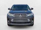 Thumbnail of 2018 Predawn Gray Mica Toyota Highlander