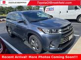 Photo of 2019 Shoreline Blue Pearl Toyota Highlander Hybrid