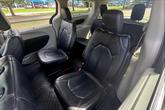 Thumbnail of 2018 Brilliant Black Crystal Pearlcoat Chrysler Pacifica