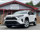 Photo of 2019 Super White Toyota RAV4