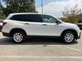 Thumbnail of 2019 White Diamond Pearl Honda Pilot