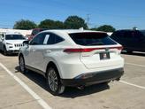 Thumbnail of 2022 Blizzard Pearl Toyota Venza