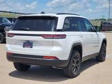 Thumbnail of 2025 Bright White Clearcoat Jeep Grand Cherokee
