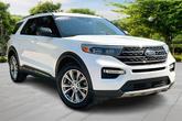 Photo of 2022 STAR WHITE MET TRI-COAT Ford Explorer