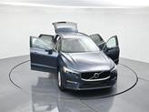 Thumbnail of 2022 Blue Volvo XC60